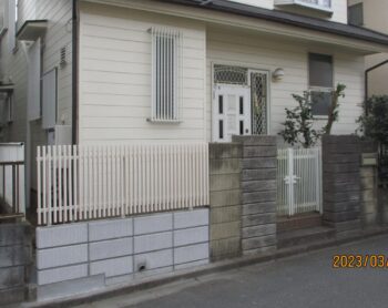 所沢市　外構リフォーム　植栽の力で傾いたブロック塀の問題を解決